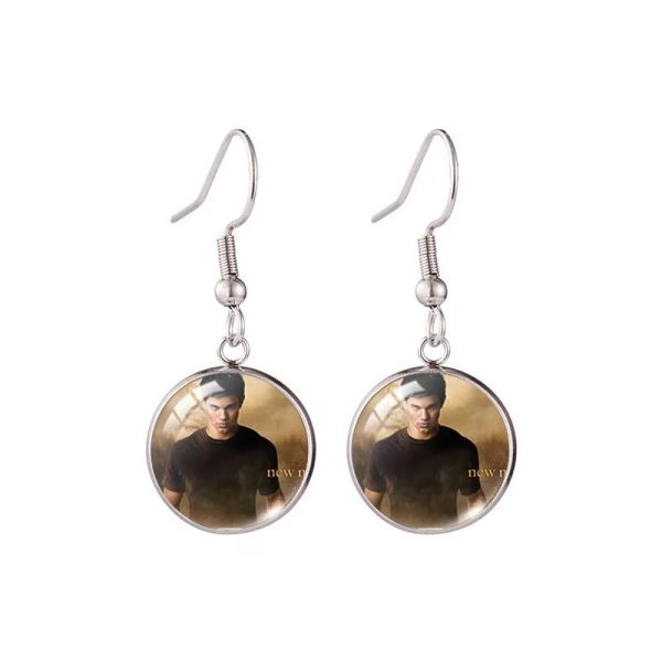 Twilight Edward Jacob round photo fish hook earrings
