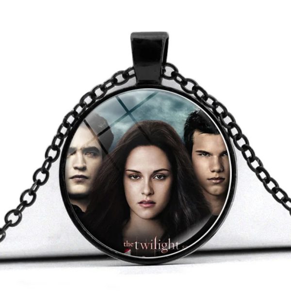 Twilight Bella movie poster glass cabochon choker necklace