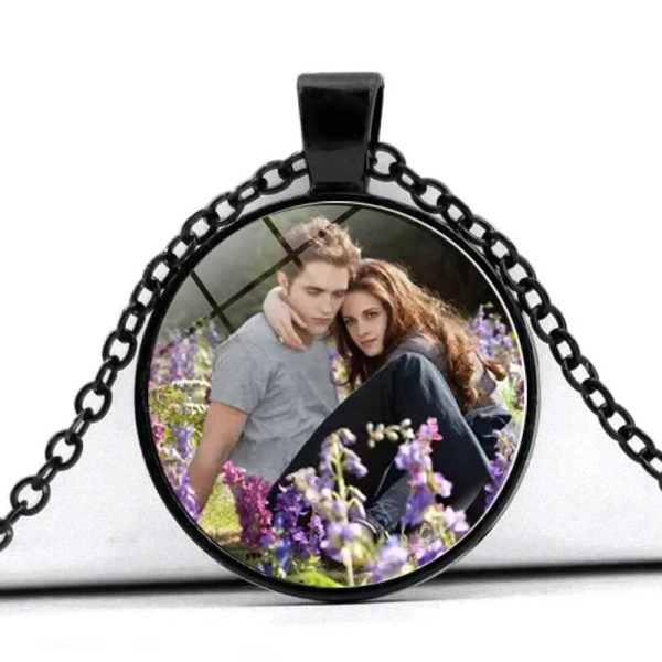 Twilight Bella movie poster glass cabochon choker necklace