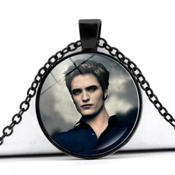Twilight Bella movie poster glass cabochon choker necklace