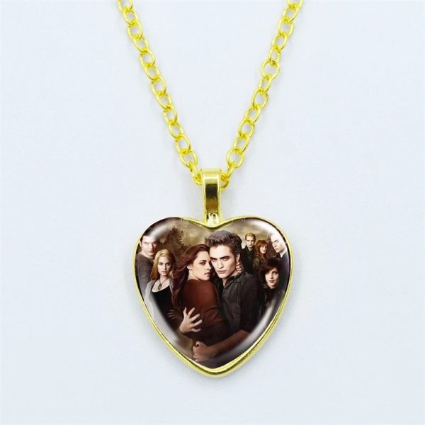 Twilight movie vampire necklace with glass heart pendant featuring Bella and Edward
